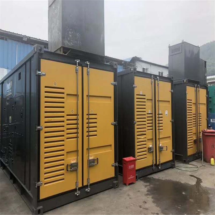 秦安温度变化对不同类型欠压保护装置的可靠性影响有何差异？