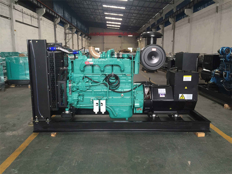 秦安柴油发电机组过载运行时降低转速有哪些注意事项？