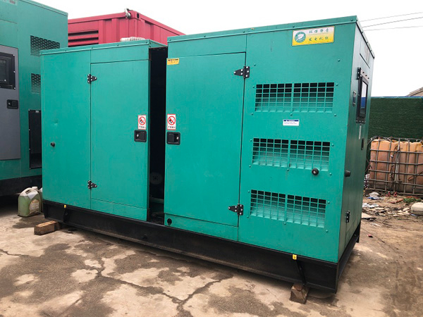 秦安怎样合理控制磷酸铁锂蓄电池的充放电倍率以延长其使用寿命？