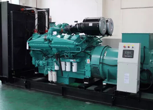 秦安发电机如何选择合适的除垢剂来清洗水冷式机油散热器？